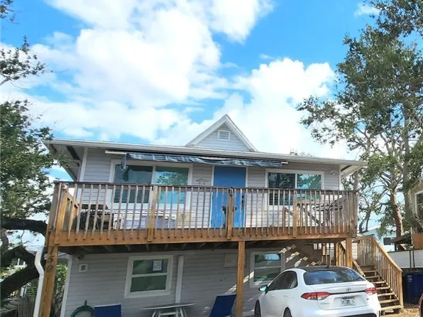 150 Eucalyptus Ct, Fort Myers Beach, FL 33931