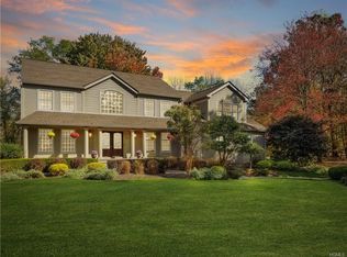 12 Thayer Rd, Highland Mills, NY 10930