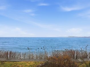 201-201 Cliff Ave #203, Winthrop, MA 02152