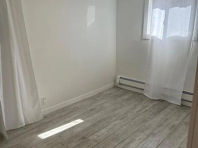 Back bedroom/office