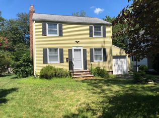 34 Essex Rd, Chatham, NJ 07928
