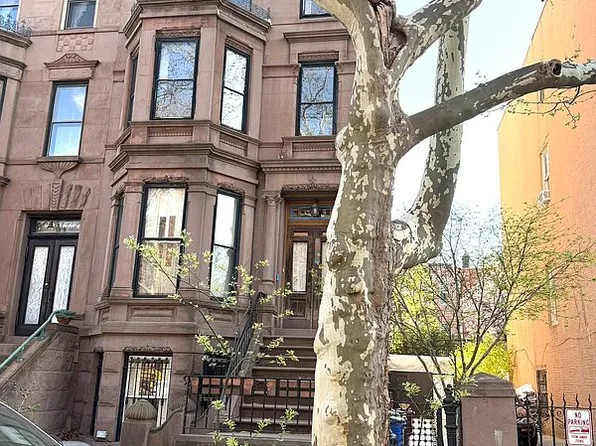 683 10th St, Brooklyn, NY 11215