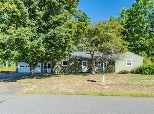 34 Brookside Ave, Greenfield, MA 01301