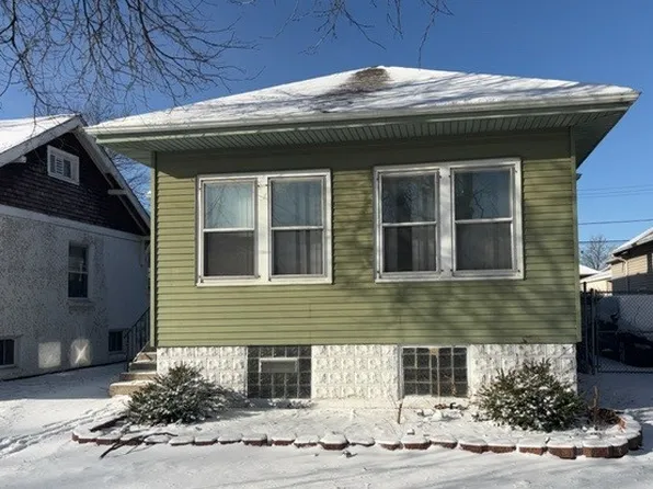 10854 S Eggleston Ave, Chicago, IL 60628