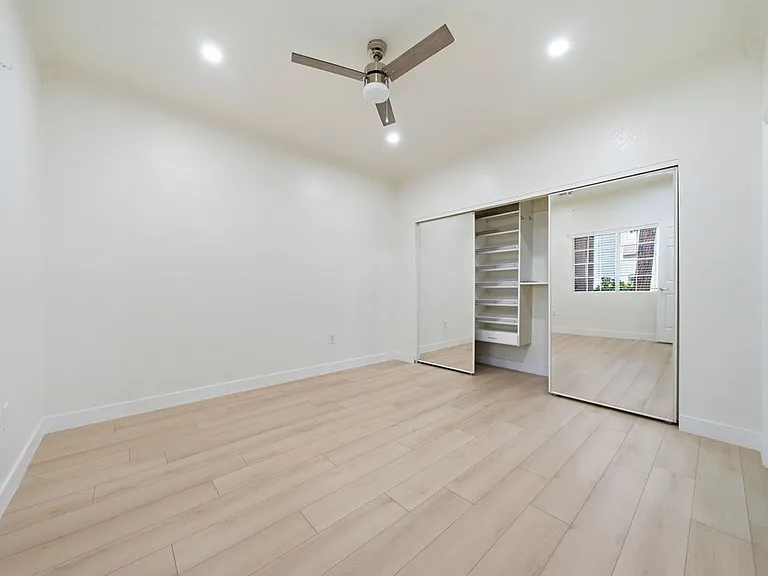 1830 N Buffalo Dr #1057 — Photo 12