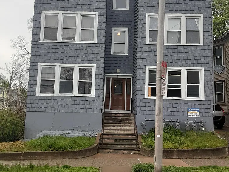 7 Franklin St #1 — Photo 6