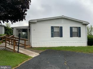 19 Meadow Run Pl, Harrisburg, PA 17112
