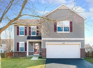 208 E Clover Ave, Cortland, IL 60112
