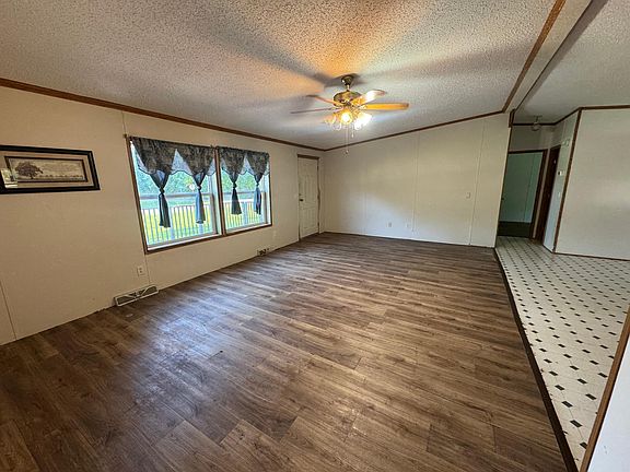 4th image of 6292 3rd St