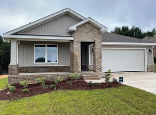 5377 Wyndell Cir, Crestview, FL 32539