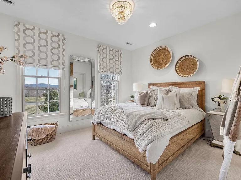 585 Ragged Mountain Dr — Photo 48