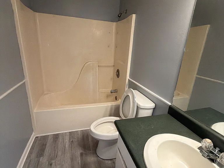 910 Brett Dr #60 — Photo 7