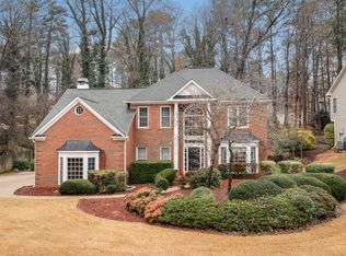 2207 Nine Oaks Dr NW, Kennesaw, GA 30152