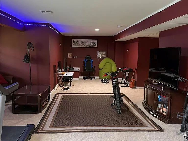 835 Holly Blue Way — Photo 35