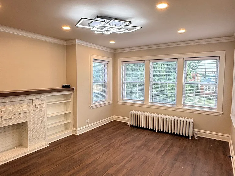 4708 W Altgeld St #2 — Photo 6