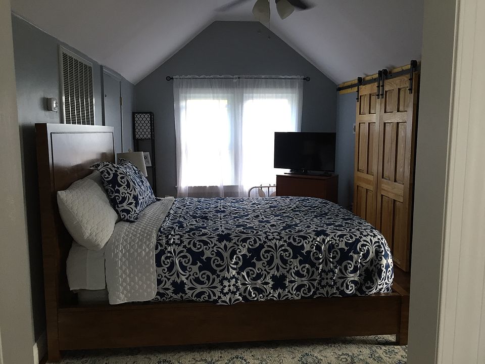 1st image of 9309 Mitchell Ln
