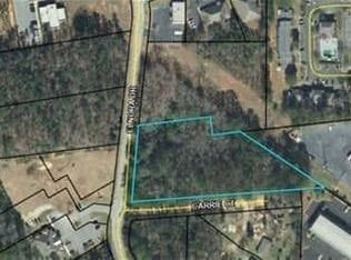 4015 Elnora Dr, Macon, GA 31210