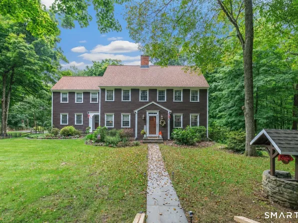 132 Hammertown Road, Monroe, CT 06468