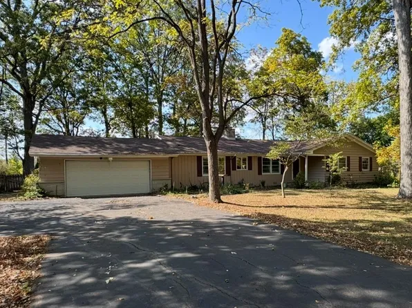 8319 Westridge Rd, Fort Wayne, IN 46825