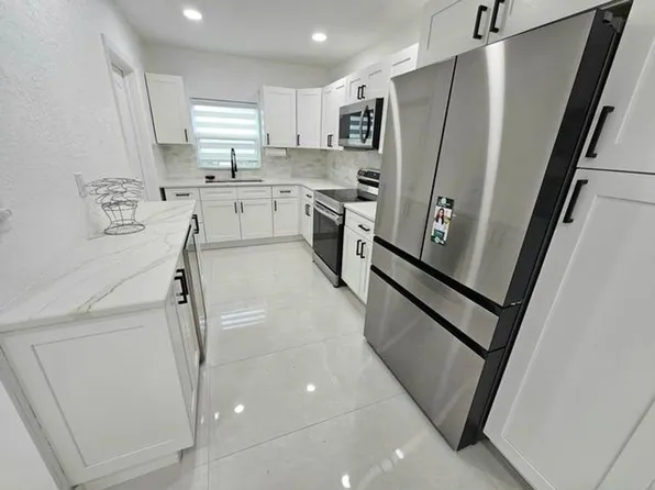 7304 Westwood Dr, Fort Lauderdale, FL 33321