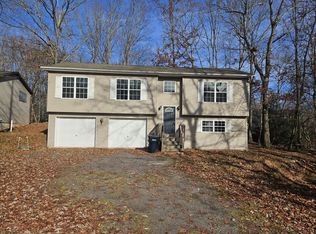 109 Debbie Dr, Drums, PA 18222