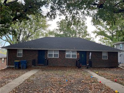 107 & 109 S Oak Ridge Ter, Independence, MO, 64054