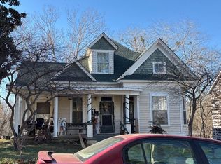 402 N College St, Paris, TN 38242