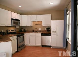 401 Gooseneck Dr UNIT B2, Cary, NC 27513