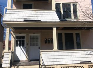 127 Grand St #2, Middletown, CT 06457