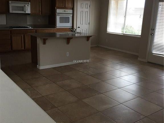 4th image of 12061 Cielo Amber Ln