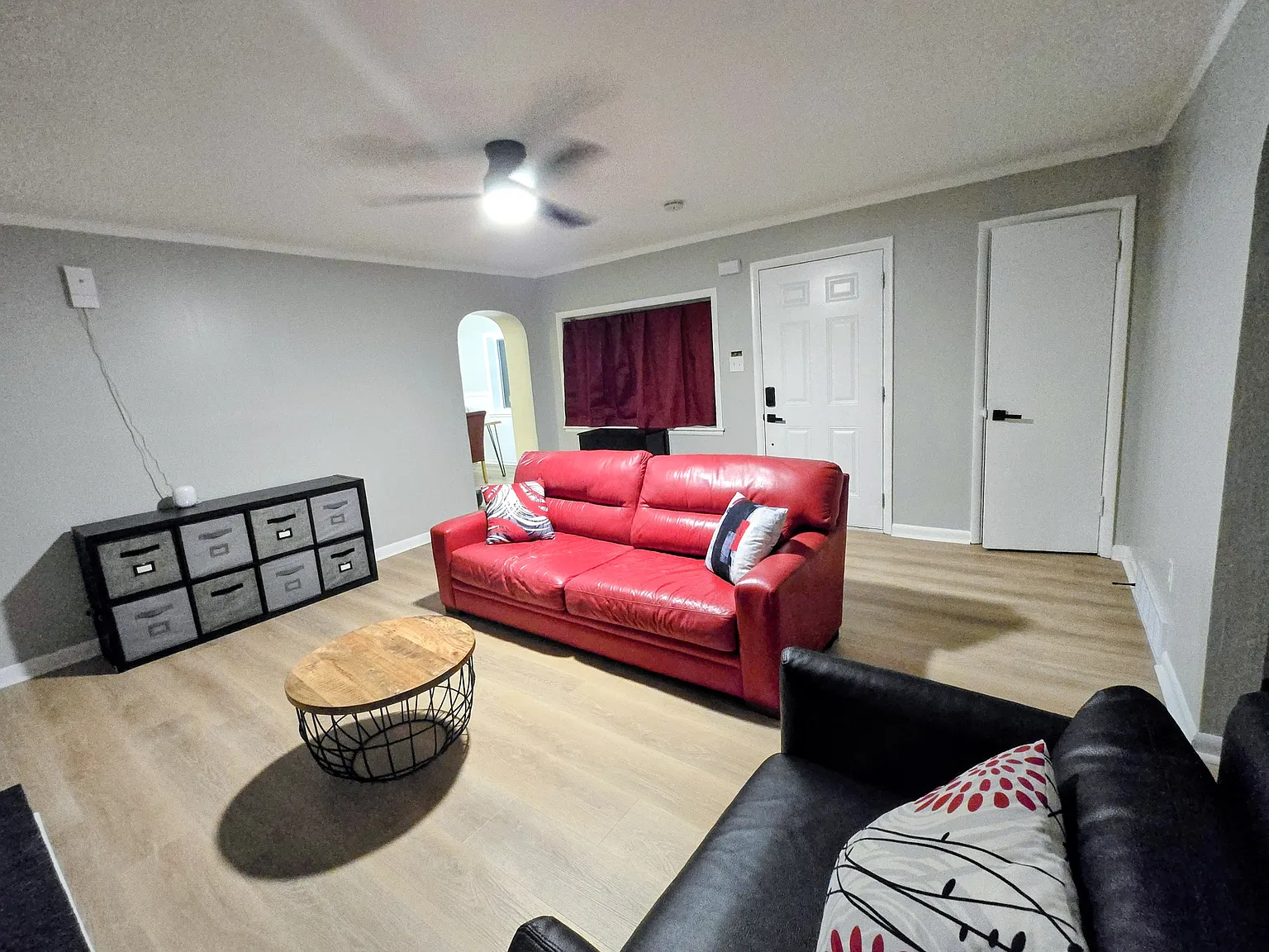 3 bed, 1556 sqft, $900 — Photo 3