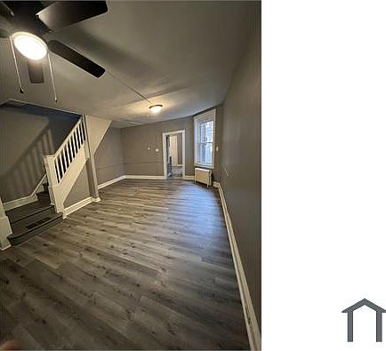3rd image of 6322 Regent St #6322