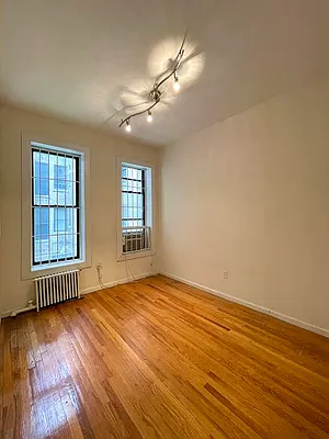 Rented by (Legacy) NY Quality Living Uptown | media 11