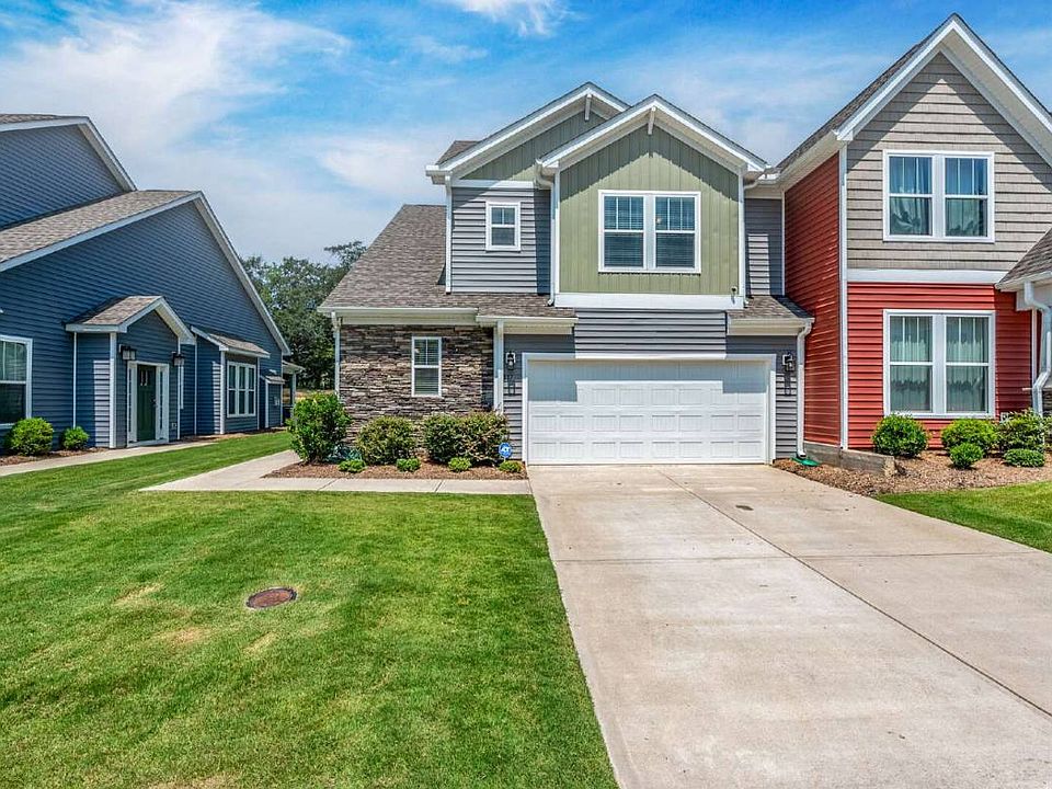 1st image of 117 Creekhaven Ln