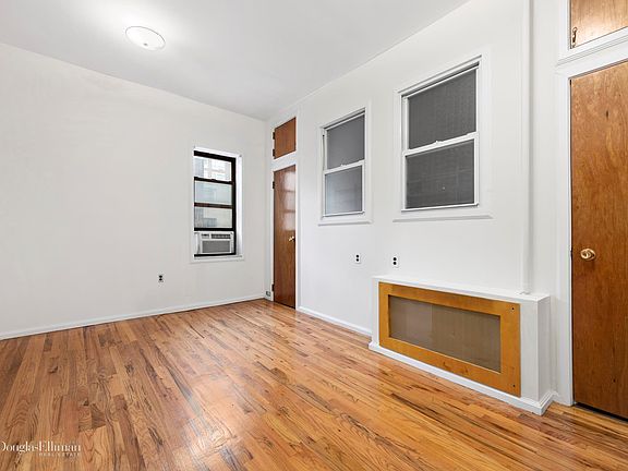 4th image of 105 Smith St #3F
