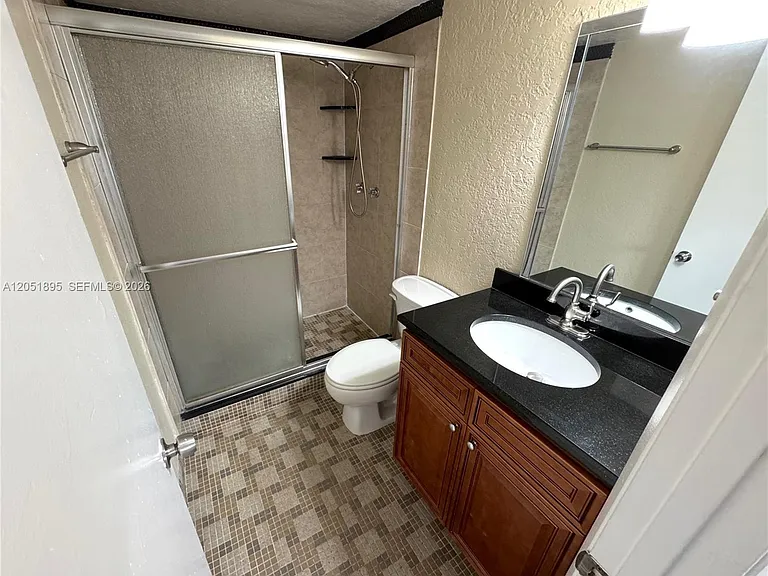 2626 Riverside Dr #2626 — Photo 7