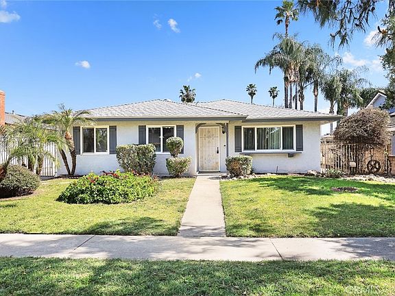 2nd image of 7595 Teak Way