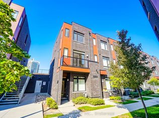 370 Red Maple Rd #10, Richmond Hill, ON L4C 6P5