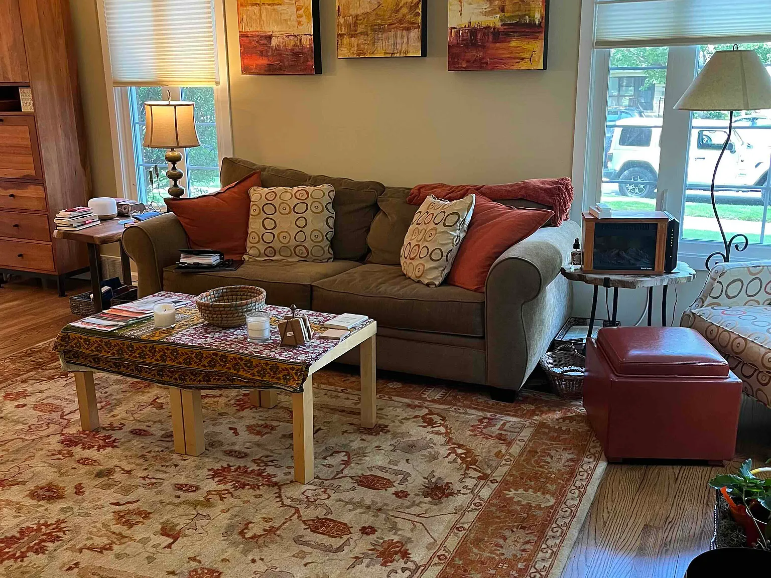 2 bed, 1.5 bath, 1216 sqft, $2,950 — Photo 2