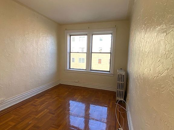3rd image of 809-811 New York Ave #D3