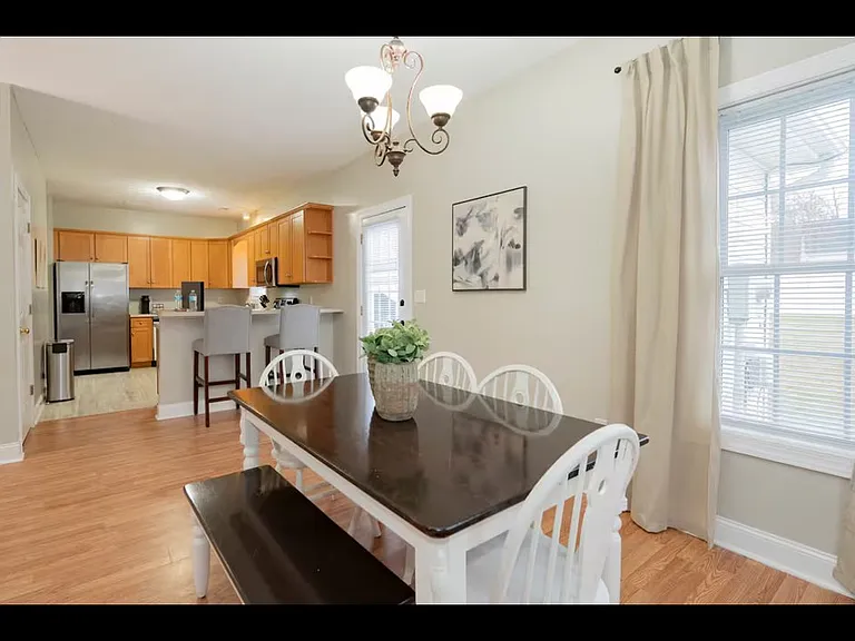102 Wyndpark Cir — Photo 5