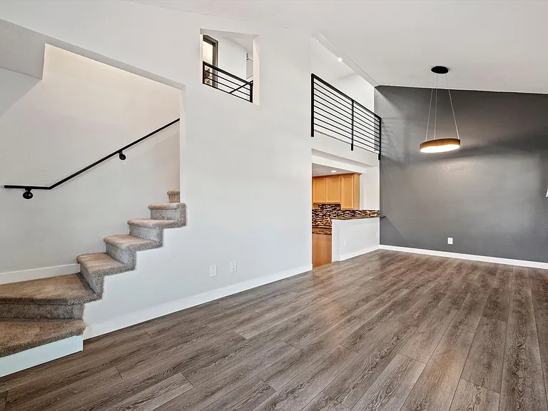 5612 W Center Ave — Photo 5