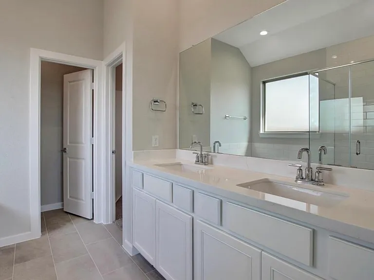 7518 Coral Lake Dr — Photo 11