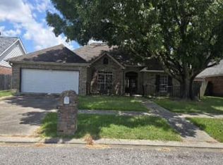 109 Fern Holw, Youngsville, LA 70592