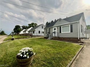 2611 Maple Ave NE, Canton, OH