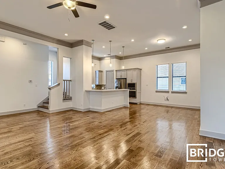 2208 Arabelle St — Photo 11