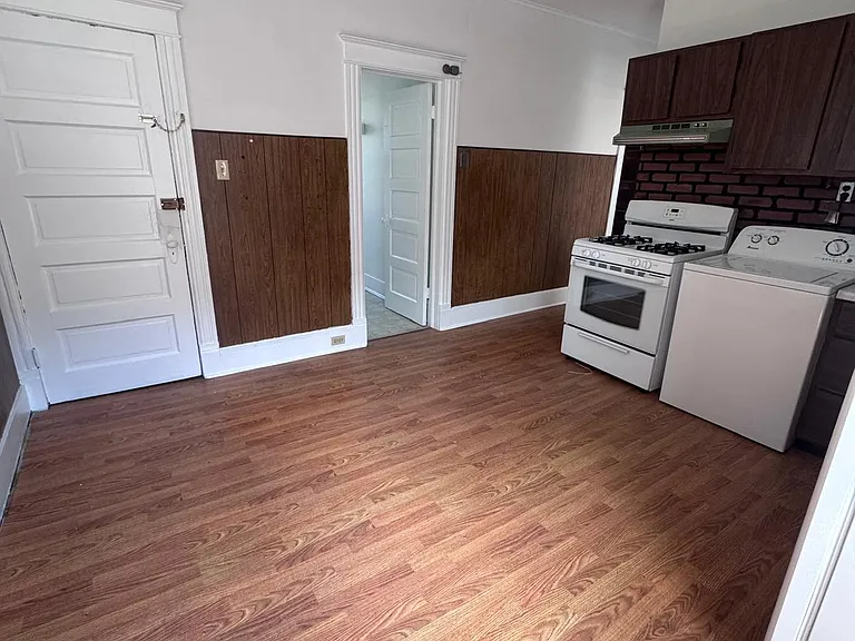 106 South Ave #2 — Photo 7