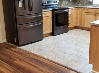 10111 Valley Dale Ln, Marshall, VA 20115