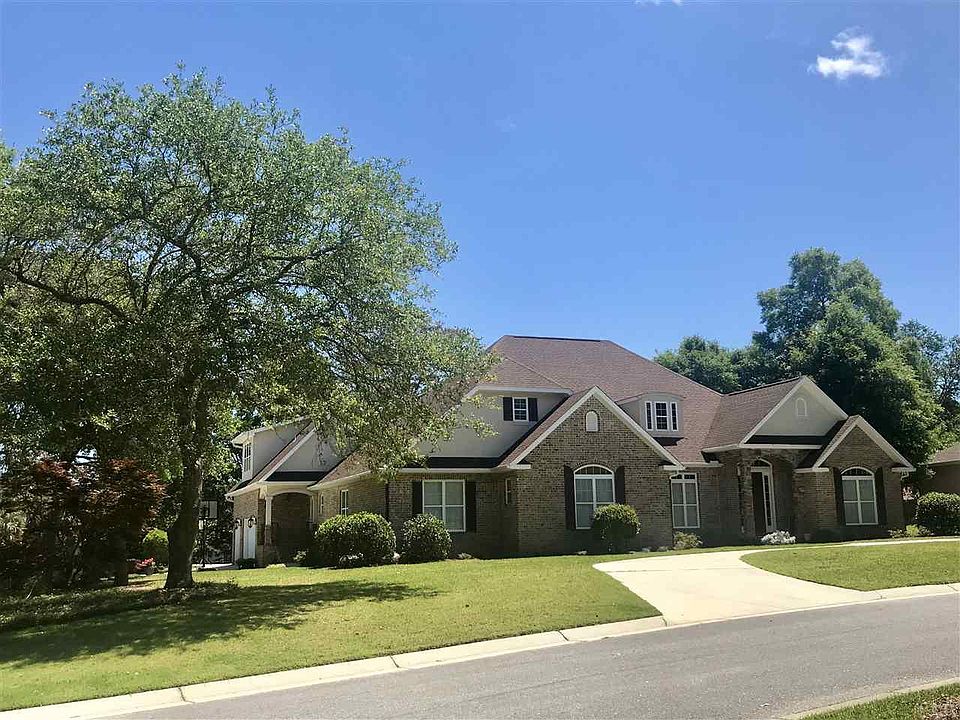 1st image of 9526 Lucida Ln