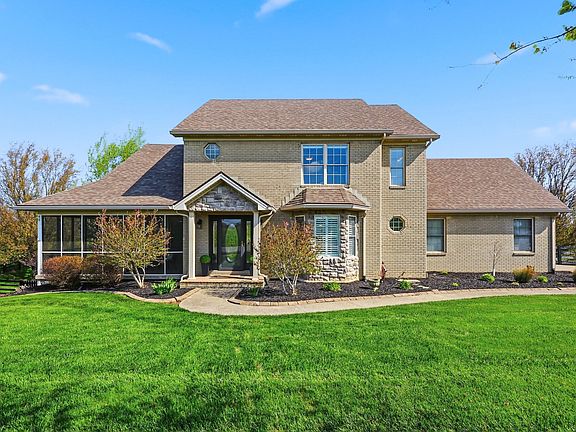 2nd image of 2003 Indigo Dr
